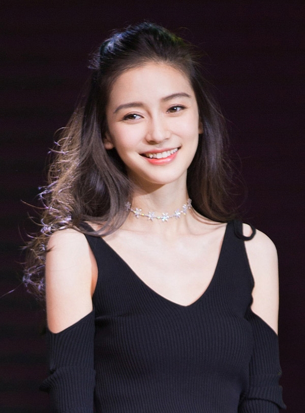 Phì cười vì những khoảnh khắc dàn sao Hoa ngữ hóa thân thành fan cuồng