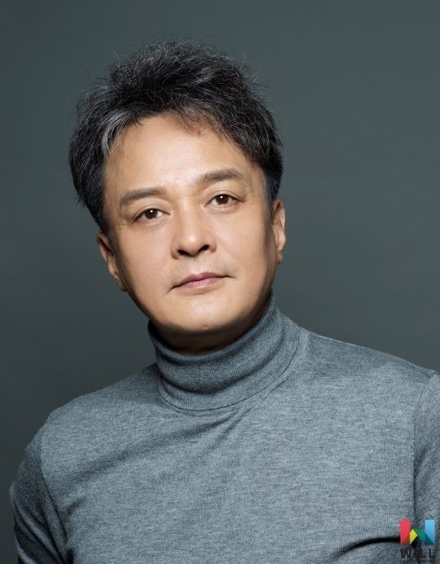Jo Min Ki tự tử sau khi bị nghi ngờ quấy rối tình dục nữ sinh đại học?