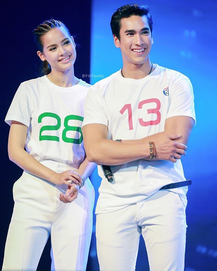Nadech Kugimiya ngầm ám chỉ Yaya Urassaya là bạn gái của mình