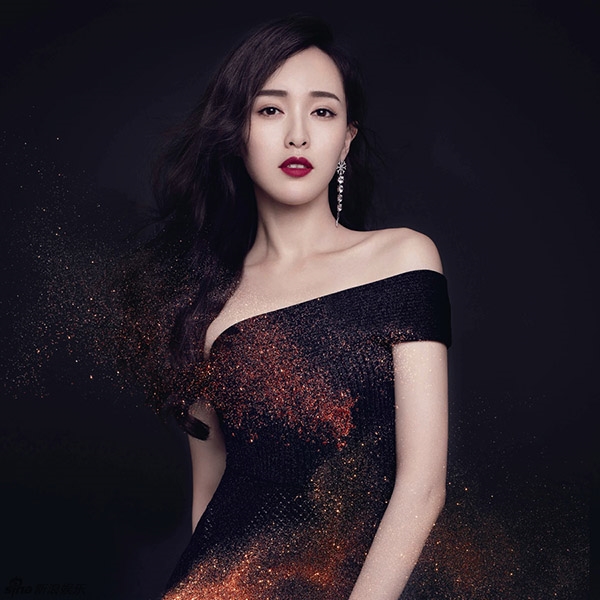 Ngã ngửa với những tài lẻ 'độc và 'lạ' của dàn mỹ nhân hàng đầu Cbiz