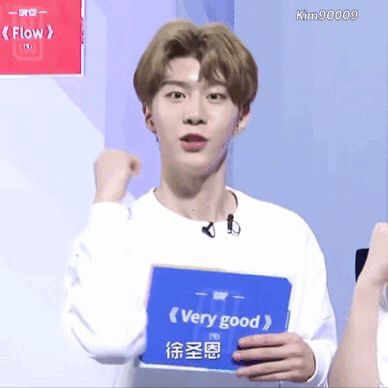 Muôn vàn biểu cảm của Phạm Thừa Thừa trong Idol Producer