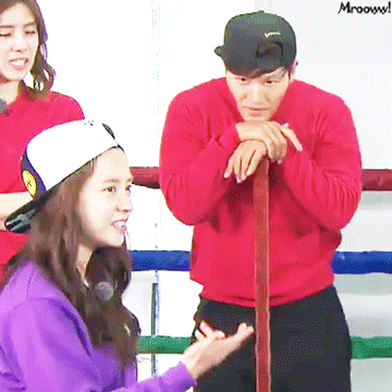 Lộ nhiều bằng chứng Kim Jong Kook - Song Ji Hyo mới là chân lý