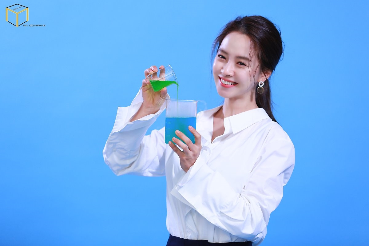 Song Ji Hyo chia sẻ chưa muốn kết hôn, hài lòng với cuộc sống hiện tại