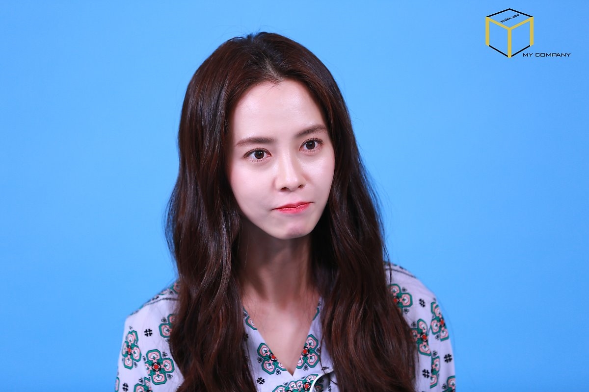 Song Ji Hyo chia sẻ chưa muốn kết hôn, hài lòng với cuộc sống hiện tại