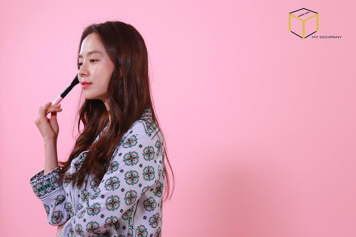 Song Ji Hyo chia sẻ chưa muốn kết hôn, hài lòng với cuộc sống hiện tại