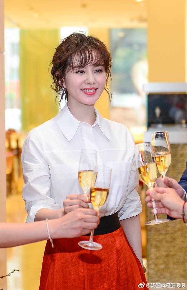 Lưu Thi Thi cũng bị tố lừa gạt tiền quyên góp