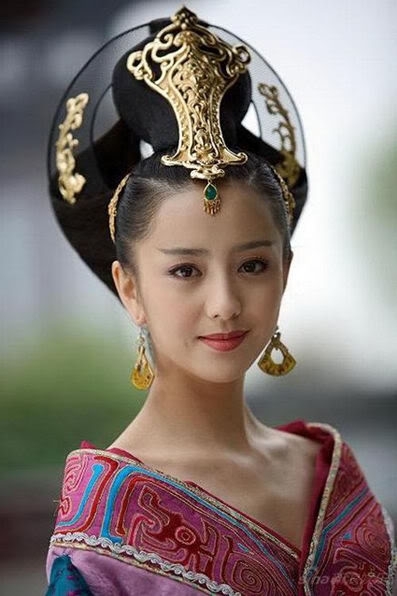 Nhan sắc khuynh thành của các mỹ nhân cổ trang Hoa ngữ