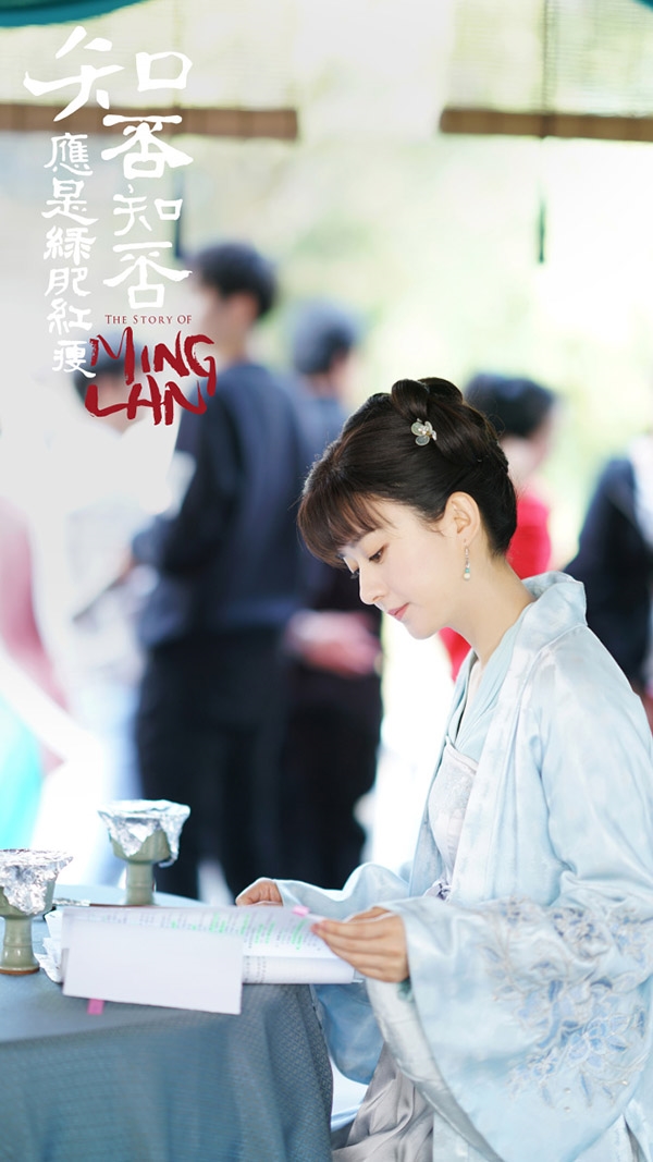 Triệu Lệ Dĩnh lại bị fan phũ phàng khi đóng máy Biết Không?