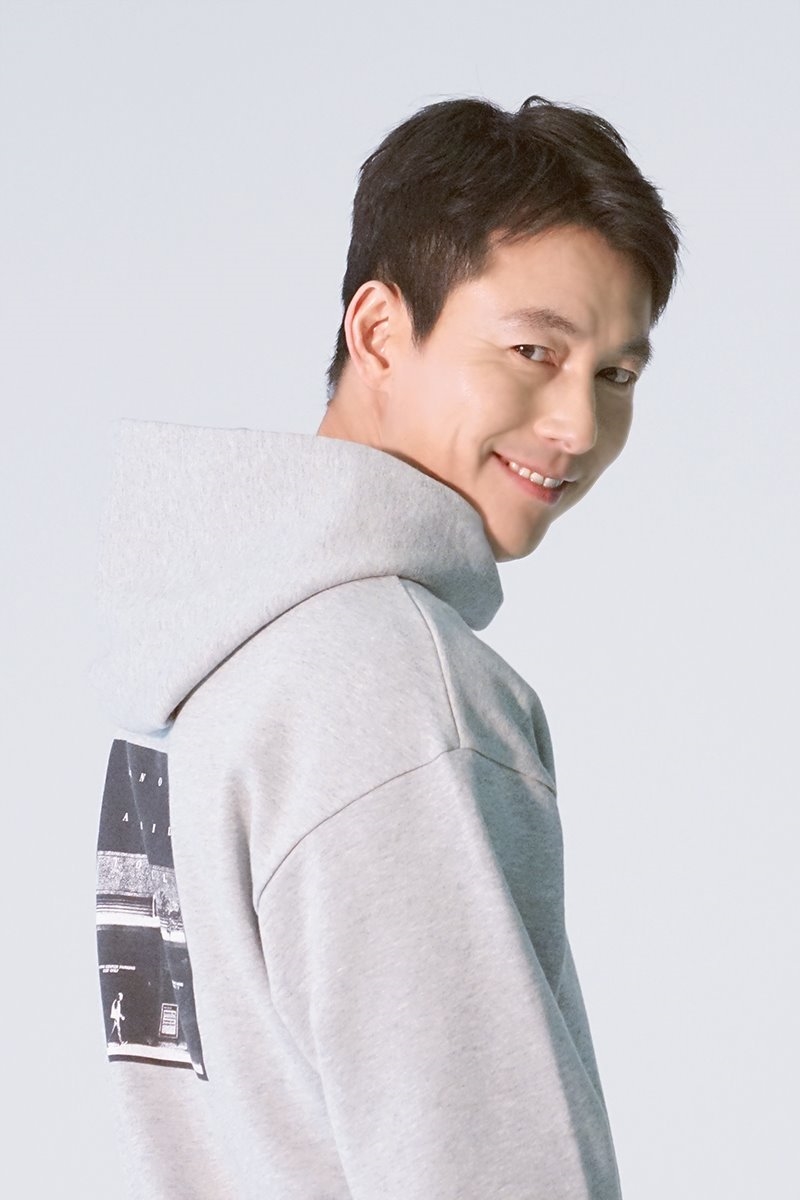 Jung Woo Sung lại khiến fan nữ 'đau tim' với bộ ảnh mới cực đẹp