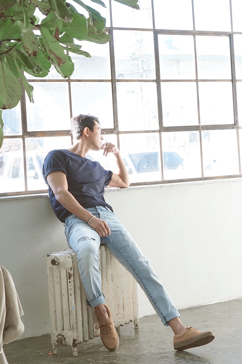 Jung Woo Sung lại khiến fan nữ 'đau tim' với bộ ảnh mới cực đẹp