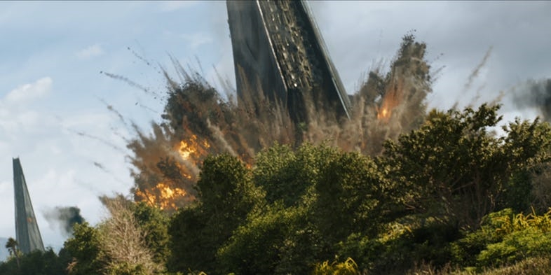Những điều độc ác nhất mà Thanos từng gây ra