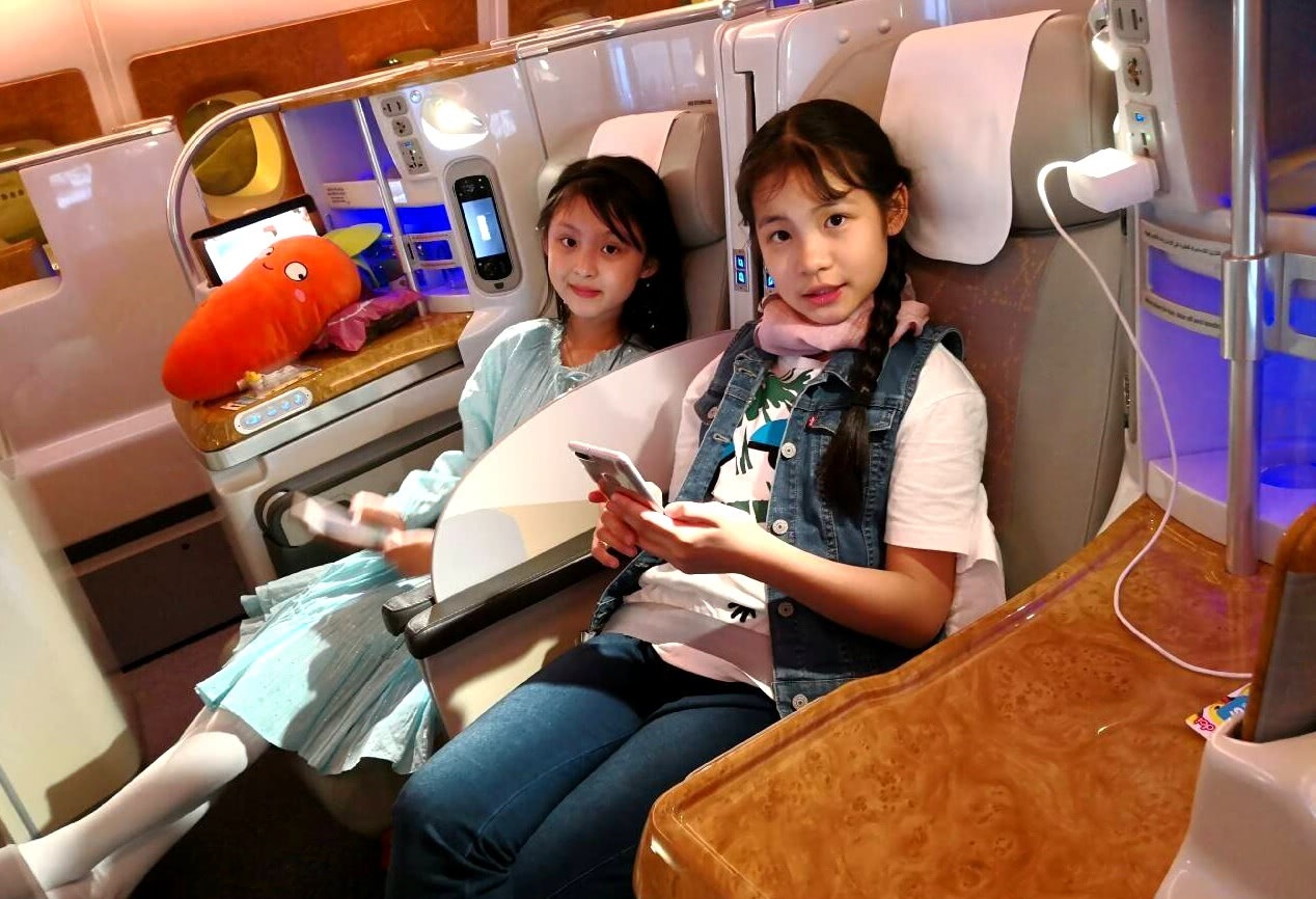 Sửng sốt trước bữa tiệc xa hoa, hoành tráng của 'đại hoa' Triệu Vy