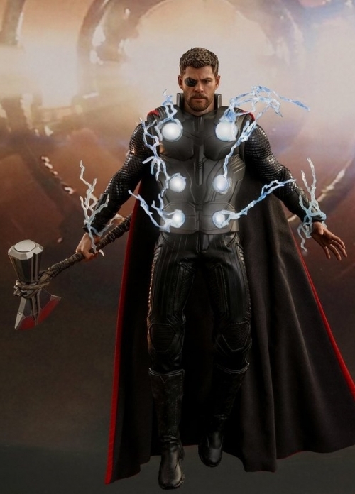 Thor đã “sắm” vũ khí mới cho cuộc chiến lần này
