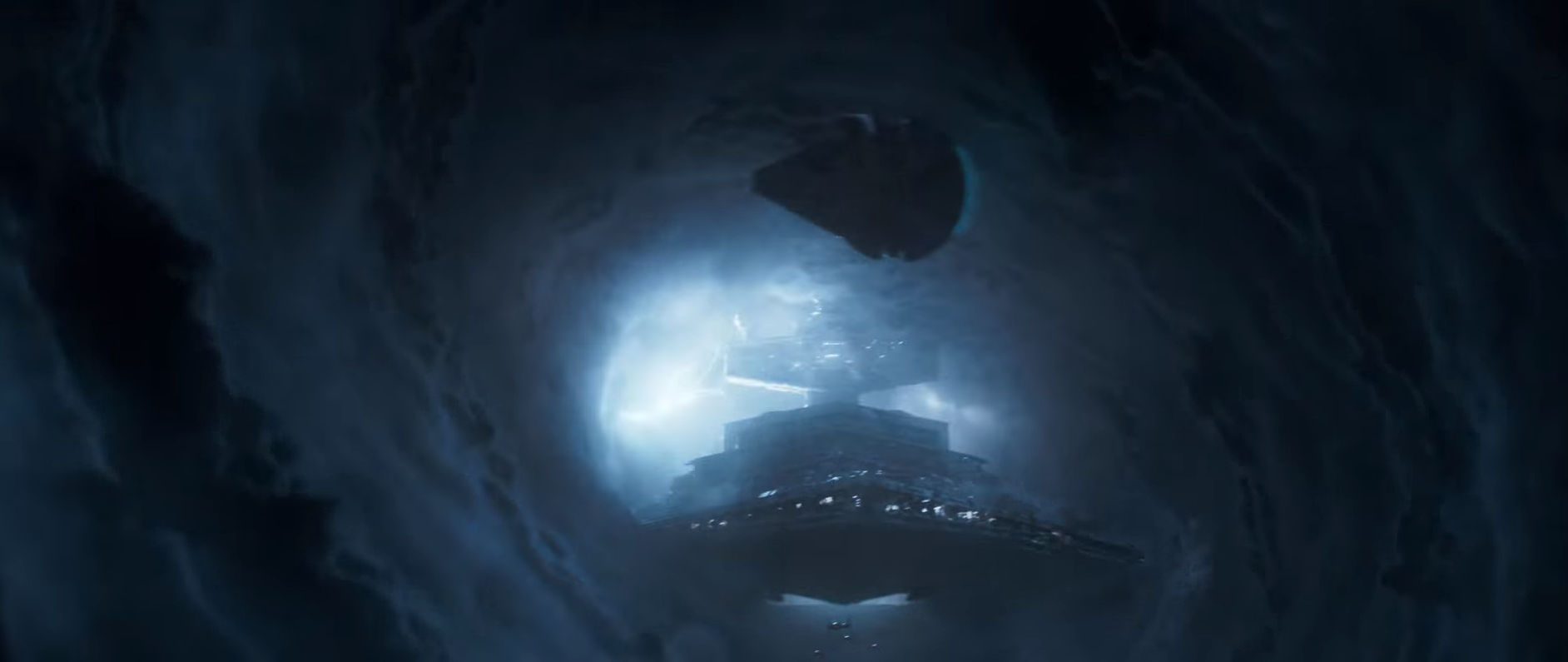 Con tàu Millenium Falcon huyền thoại