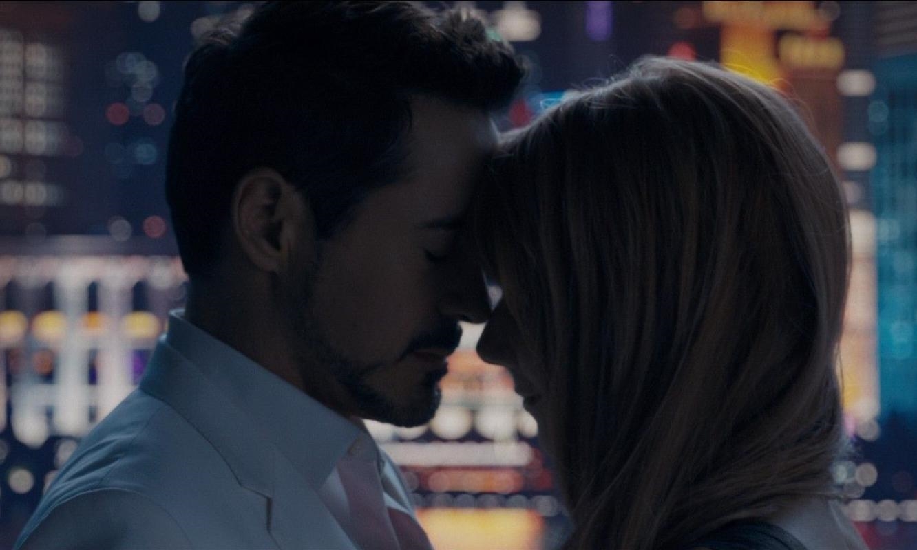 Tony Stark và Pepper Potts (trong Iron Man)