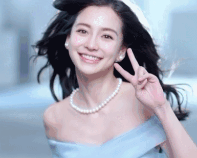 So sánh nhan sắc mỹ nhân Hoa ngữ khi cười
