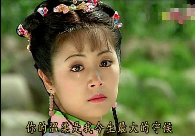 Những cái ngoái đầu như tranh vẽ của mỹ nhân Hoa ngữ