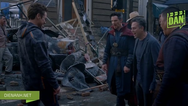 Hậu trường 'lầy lội' của dàn diễn viên Avengers Infinity War