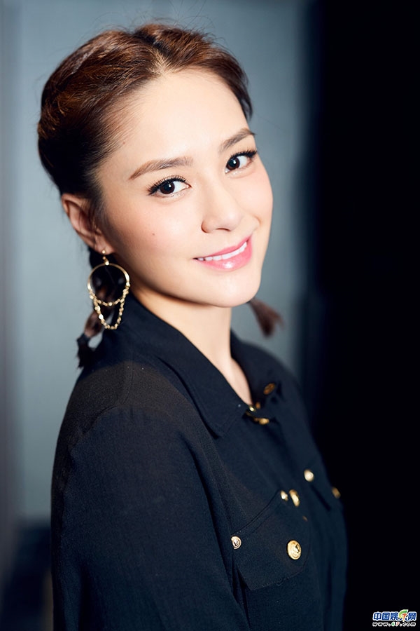 Chung Hân Đồng sẽ lên xe hoa với bác sĩ 1 đời vợ vào tháng 5 tới?