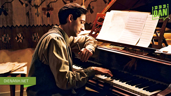 Adrien Brody – The Pianist