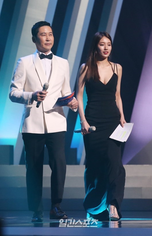 Suzy, Park Bo Gum và Shin Dong Yub trở thành MC của Baeksang