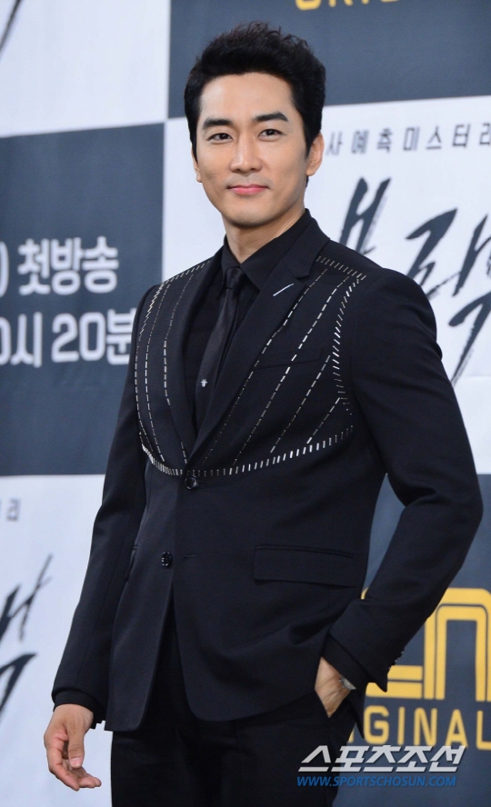 Song Seung Hun và Krystal nhiều khả năng sẽ đóng cặp trong phim mới