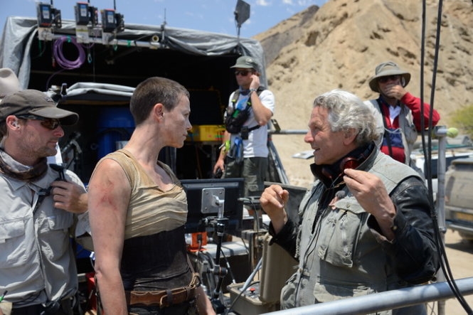 Charlize Theron muốn được hợp tác với đạo diễn George Miller lần nữa