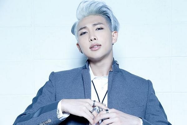 Đây chính là lớp học trong mơ của bất kỳ fan hâm mộ kpop nào