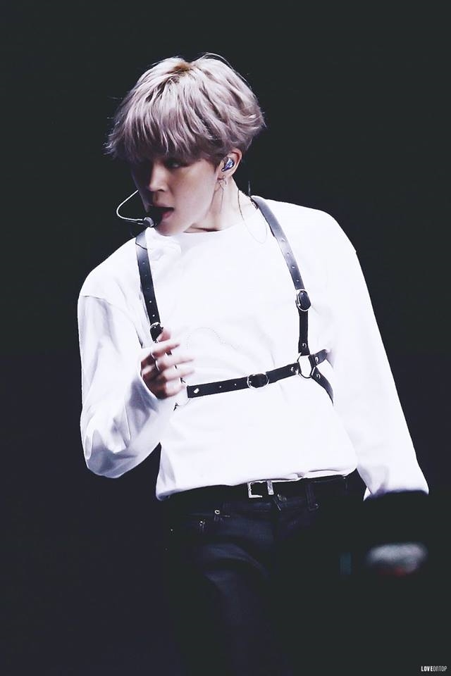 nice bts pied piper outfits
2