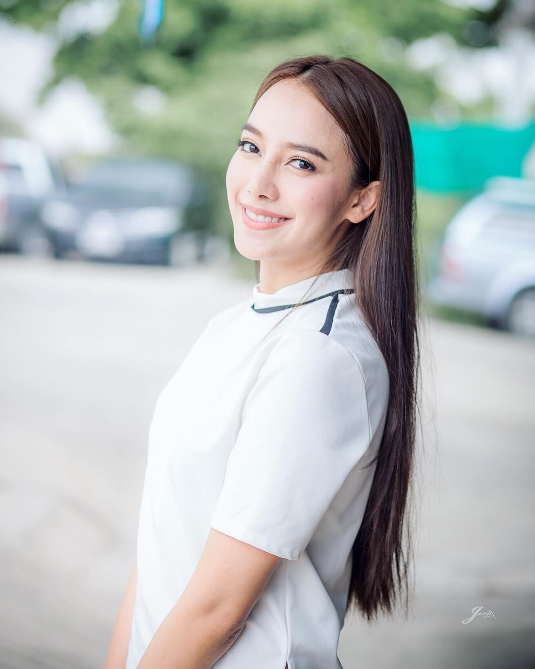 Những diễn viên Thái chăm khoe giọng qua các bản nhạc phim nhất