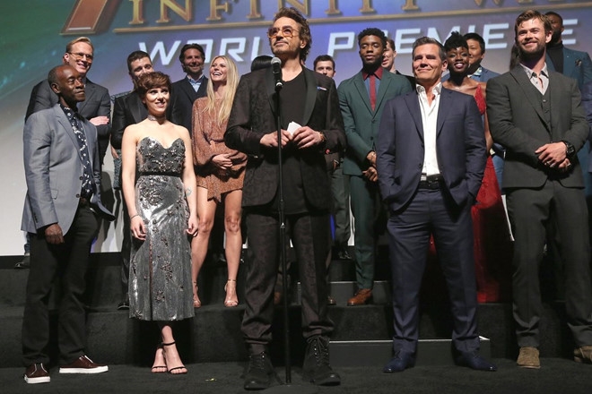 Iron Man: MCU cứu tôi khỏi '30 năm chìm trong trụy lạc và tuyệt vọng'