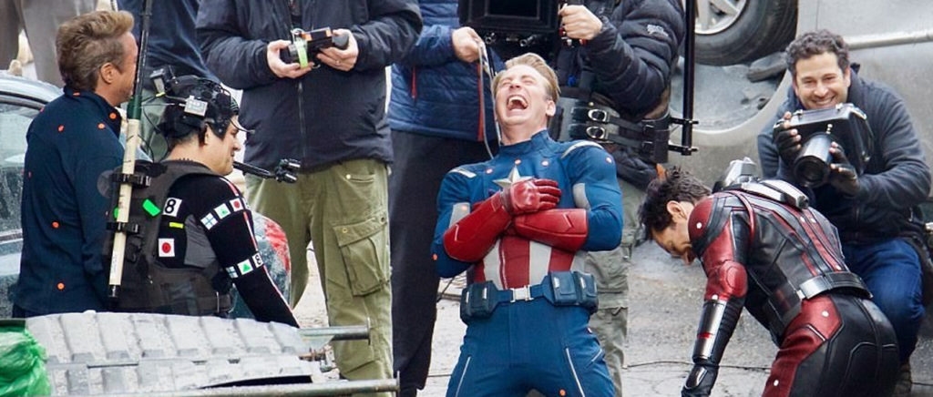 Hậu trường của Avengers 4 cho thấy các siêu anh hùng sẽ trở về quá khứ