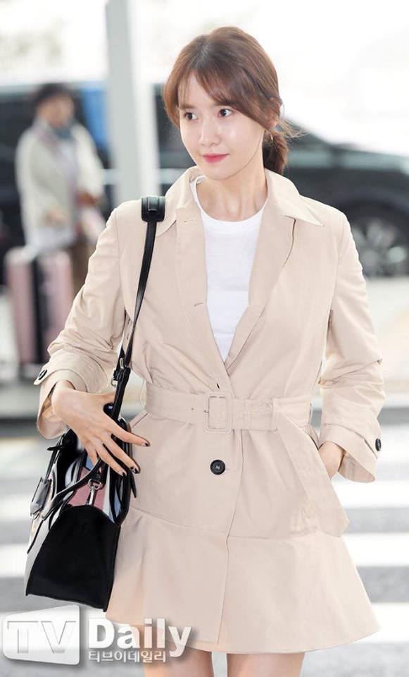 Khoe tóc mái mới ở sân bay, Yoona gây bão mạng xã hội