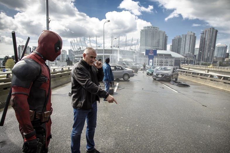 Loạt ảnh Deadpool quậy 'banh chành' hậu trường!