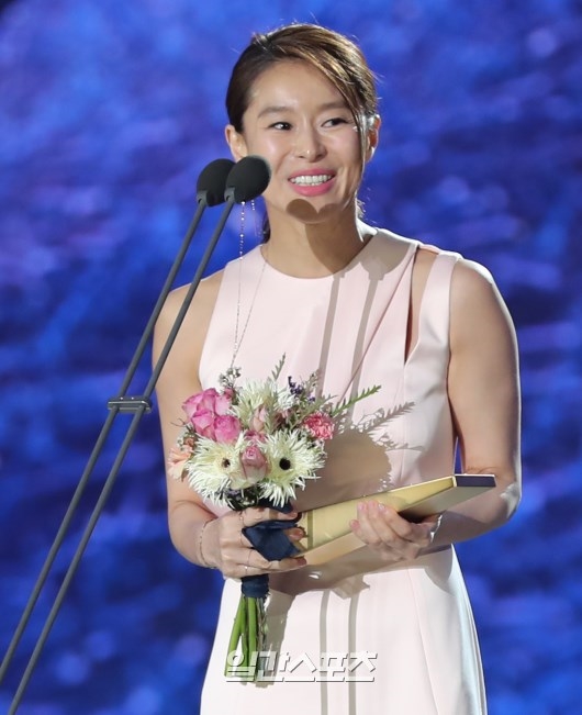 Danh sách các giải thưởng tại lễ trao giải Baeksang 2018