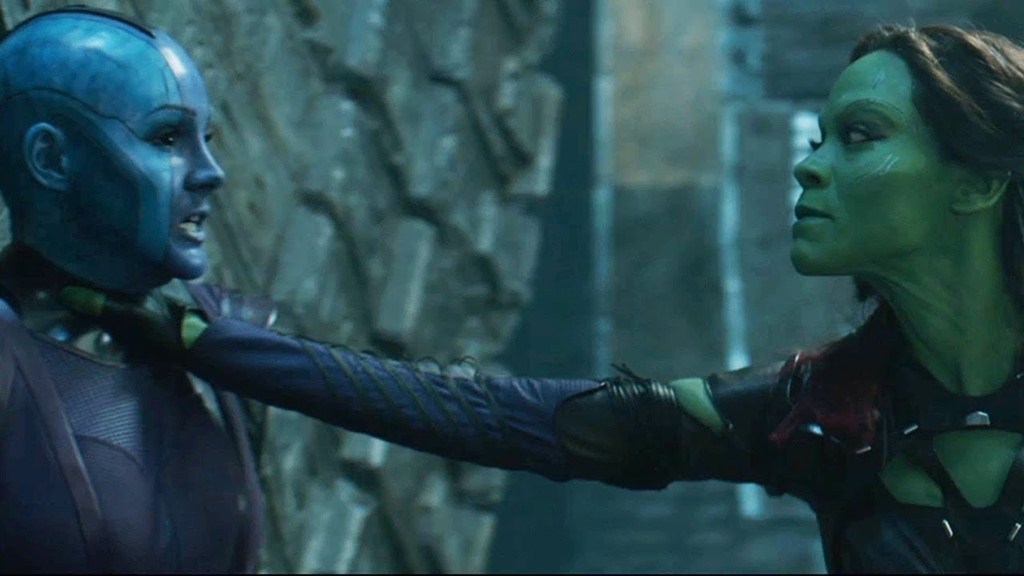 Khoảnh khắc Thanos bắt Gamora khi tấn công hành tinh của cô và tàn sát 50% người dân nơi đây.