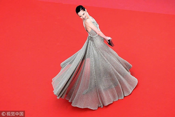 Vương Lệ Khôn - Kiko 'vượt mặt' Phạm Băng Băng trên thảm đỏ Cannes
