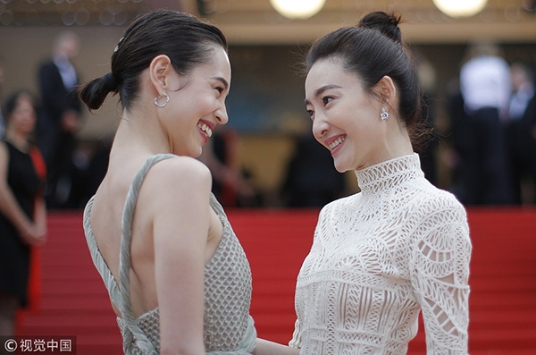 Vương Lệ Khôn - Kiko 'vượt mặt' Phạm Băng Băng trên thảm đỏ Cannes