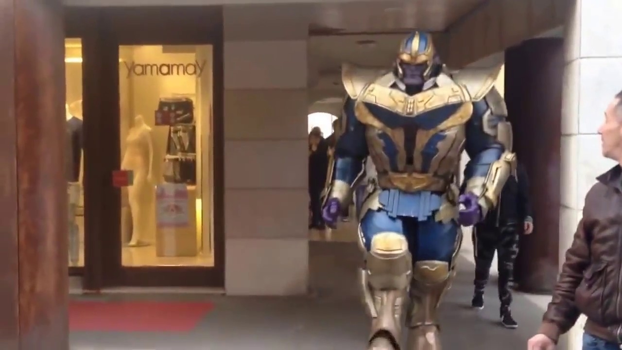 Siêu ác nhân Thanos đã đến Trái Đất