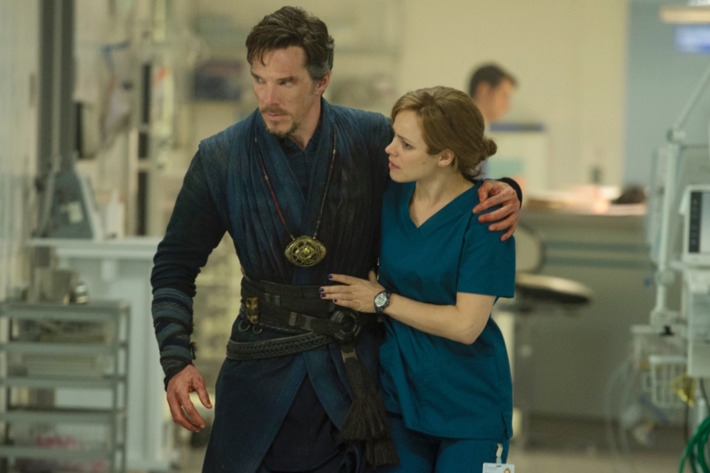 Những cặp đôi 'nhạt nhẽo chán phèo' trong Vũ trụ điện ảnh DC và Marvel