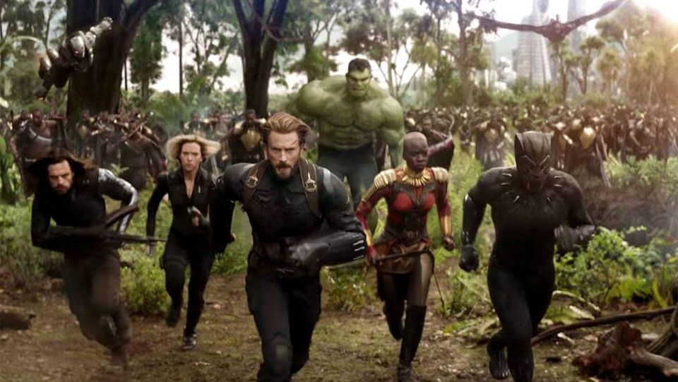 Avengers: Infinity War lọt vào top 5 phim ăn khách nhất mọi thời đại