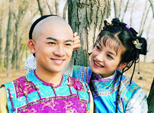 Nhà Hàng Trung Hoa follow Tô Hữu Bằng và Triệu Lệ Dĩnh, fan hy vọng
