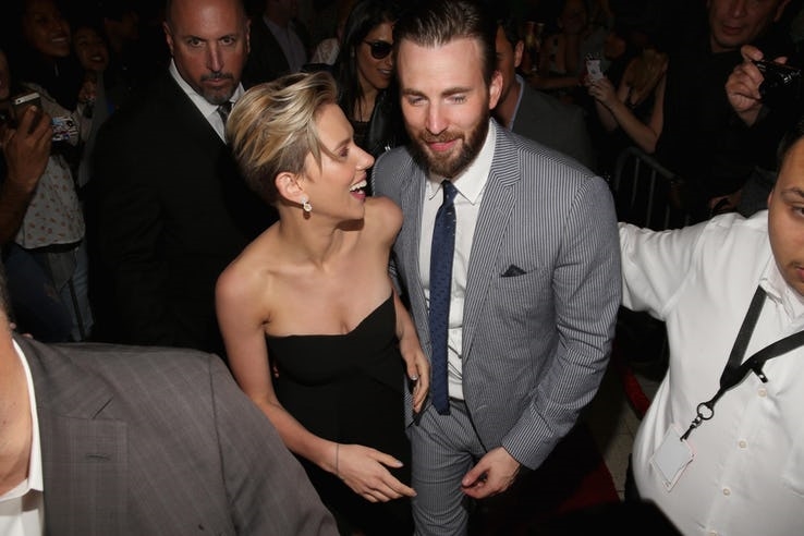 15 'chuyện chưa kể' về cặp bài trùng Chris Evans - Scarlett Johansson