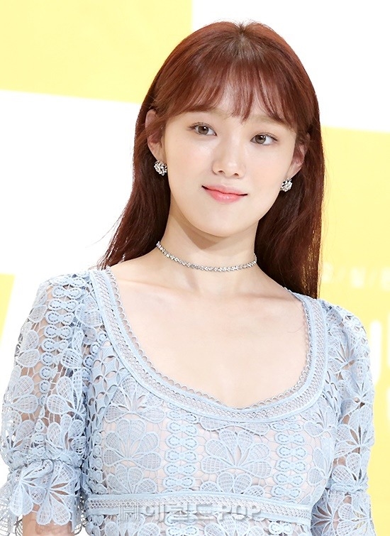 Drama mới của Lee Sung Kyung - Lee Sang Yoon tổ chức họp báo ra mắt