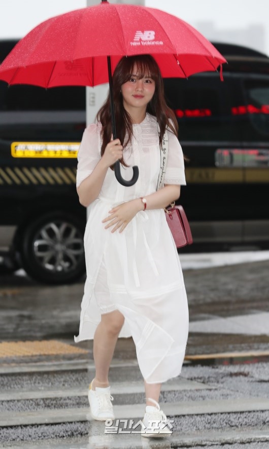 Kim So Hyun tái xuất bất ngờ sau một thời gian nghỉ ngơi