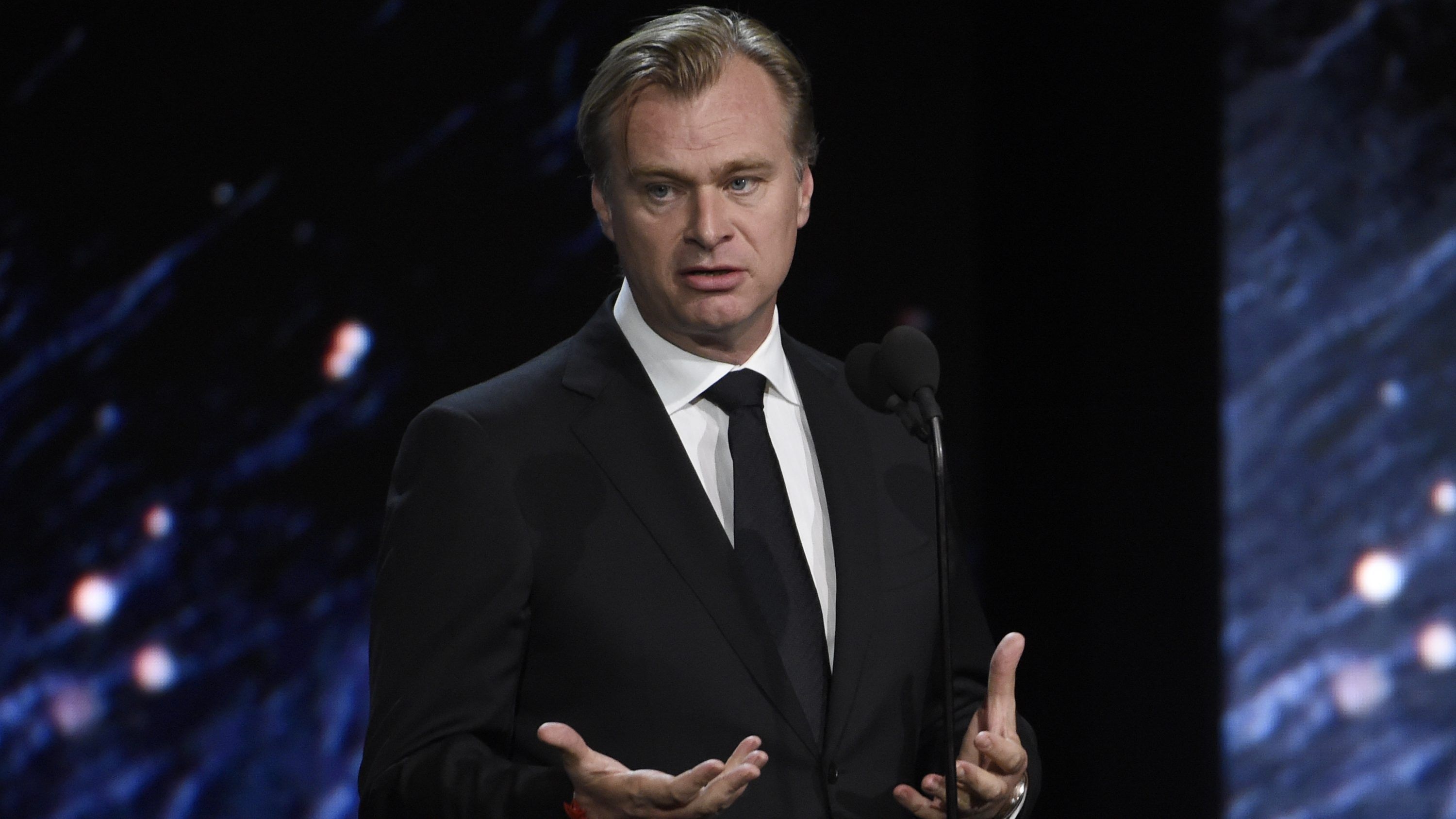 Christopher Nolan trải lòng về “Joker” - Heath Ledger