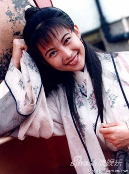 Thái Thiếu Phân cùng nỗi đau 'bán mình' để trả nợ cho mẹ nghiện cờ bạc