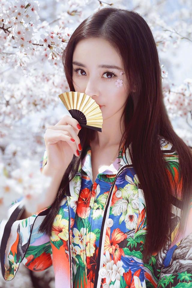Dương Mịch lại bị 'ném đá' vì nhận phim mới giống Lưu Diệc Phi