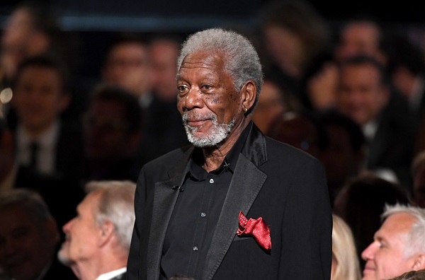 Sự việc của nam diễn viên Morgan Freeman liệu có được "làm tới cùng"?