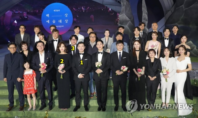 Jung Hae In gây phẫn nộ vì lời giải thích lùm xùm chiếm chỗ